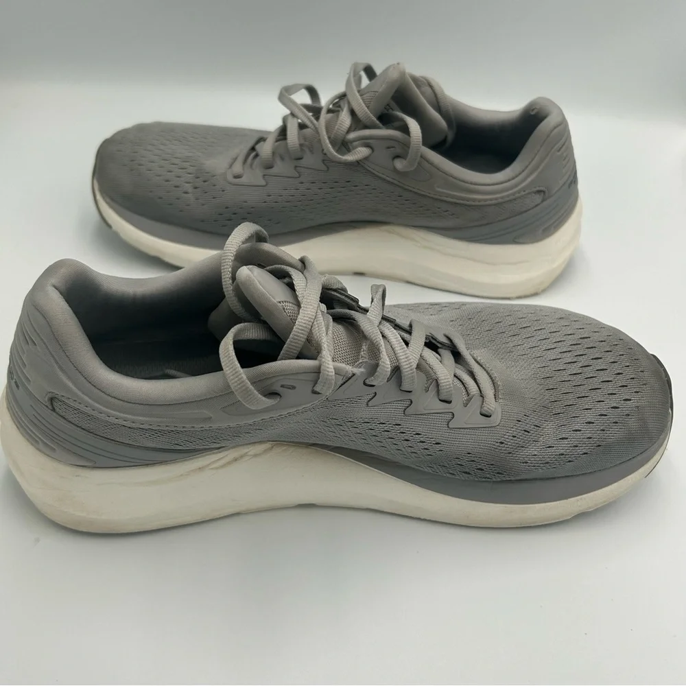 Topo Athletic Phantom 3 Road Running Shoe Sneaker Grey Size 9.5 Men’s
